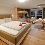 Апартаменты Lemberger Капрун
